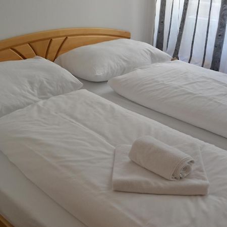 Goldfisch Apartment Taborstrasse เวียนนา ภายนอก รูปภาพ