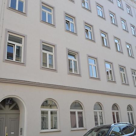 Goldfisch Apartment Taborstrasse เวียนนา ภายนอก รูปภาพ