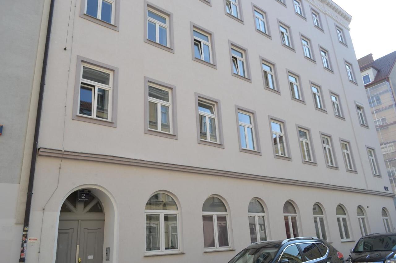 Goldfisch Apartment Taborstrasse เวียนนา ภายนอก รูปภาพ